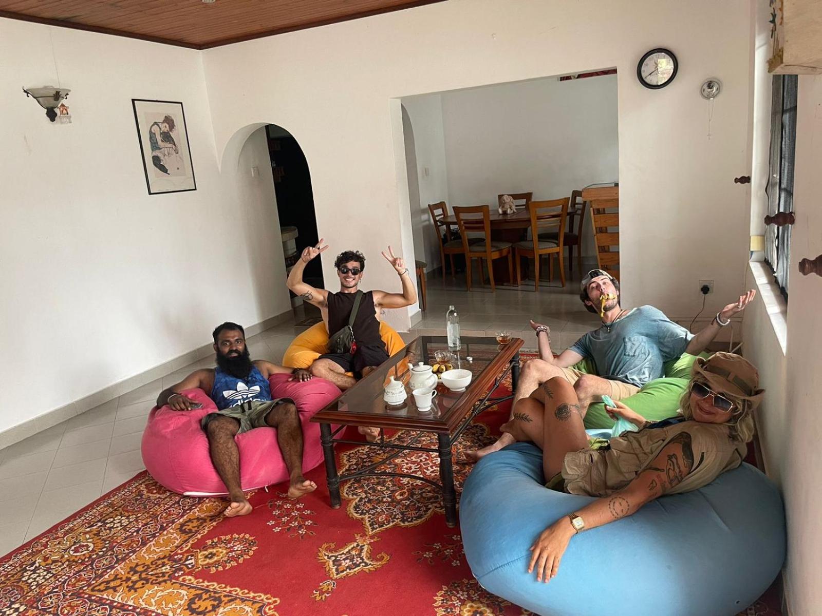 Sky Hostel เนกอมโบ ภายนอก รูปภาพ